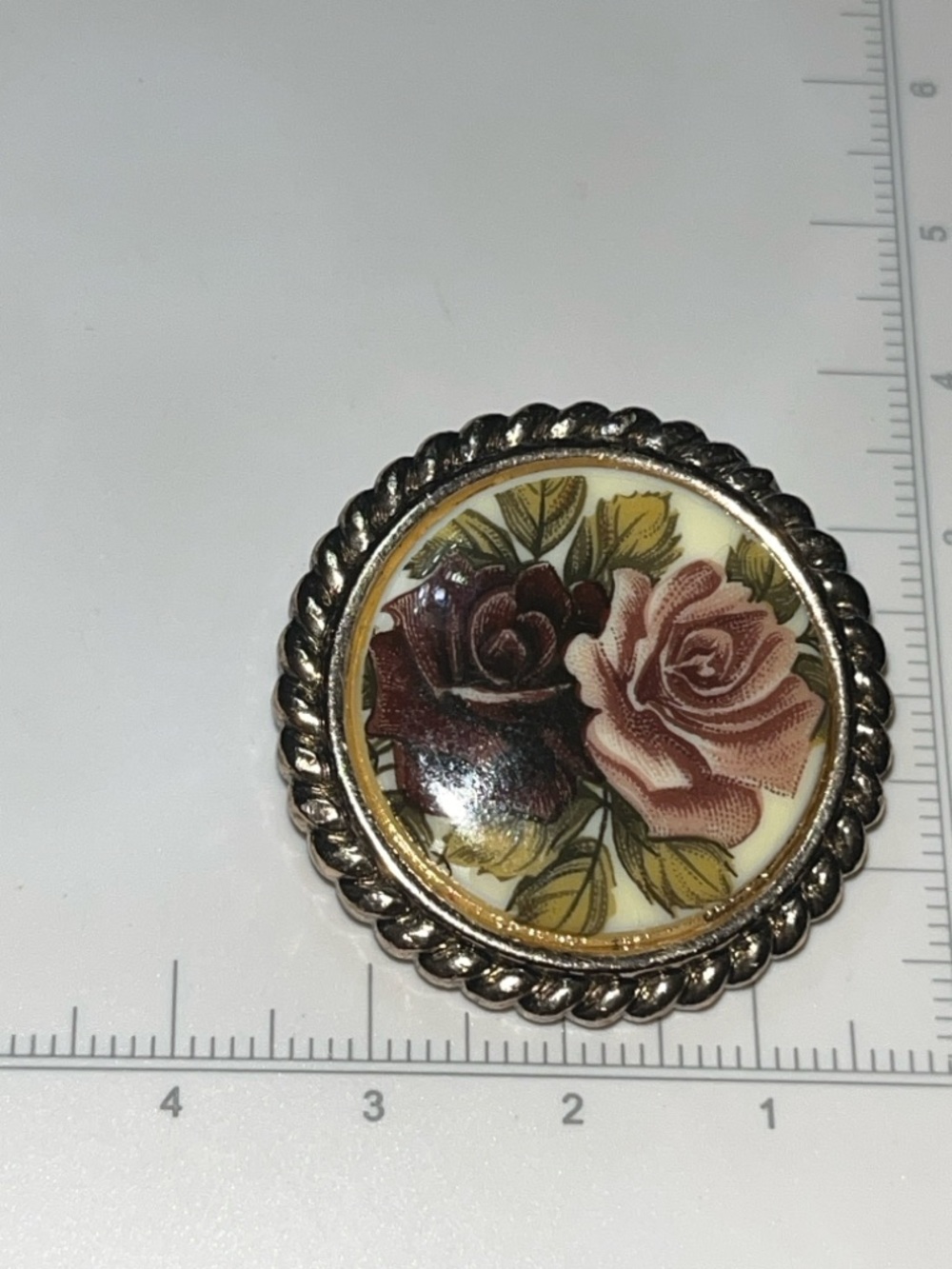 Vintage West Germany Rose Brooch Floral Cameo Style Gold Tone Pin - Picture 2 of 4